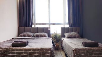 Millerz Square Family Rooms by TwoFive