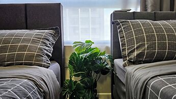 Millerz Square Family Rooms by TwoFive