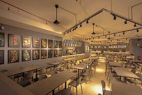 Millerz Square Family Rooms by TwoFive