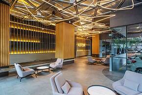 Millerz Square Family Rooms by TwoFive