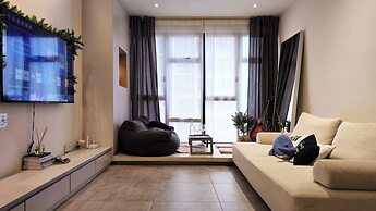 Millerz Square Family Rooms by TwoFive