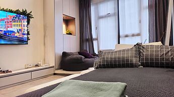 Millerz Square Family Rooms by TwoFive