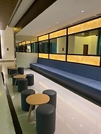 Swiss Garden Residences by Roomy