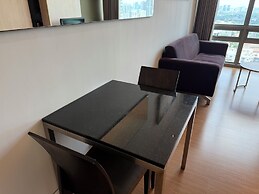 Swiss Garden Residences by Roomy