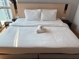 Swiss Garden Residences by Roomy