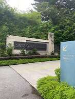 Swiss Garden Residences by Roomy