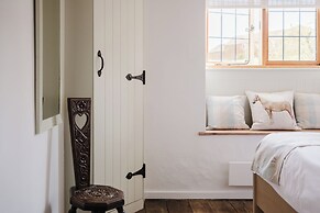 Sweetheart Cottage-Cosy 2BD in Cotswolds