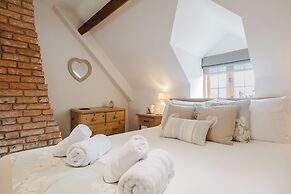 Sweetheart Cottage-Cosy 2BD in Cotswolds