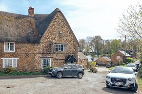 Sweetheart Cottage-Cosy 2BD in Cotswolds