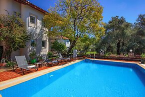 NO 14 HOTEL & BISTRO GOCEK