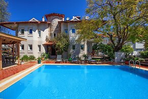 NO 14 HOTEL & BISTRO GOCEK