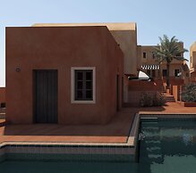 OIA'S SUNSET HOTEL by K&K