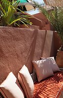 Terra Verde Oia by K&K