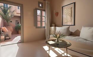 Terra Verde Oia by K&K