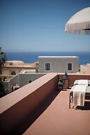 Terra Verde Oia by K&K