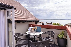 The Ship Hotel