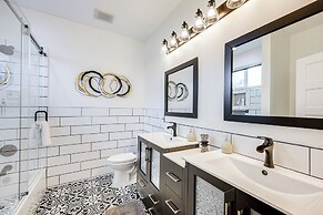 Near Zoo & Riverwalk: Spacious Home w/ Heated Pool