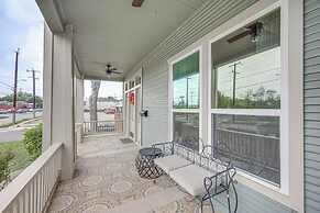 Near Zoo & Riverwalk: Spacious Home w/ Heated Pool