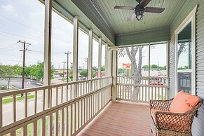 Near Zoo & Riverwalk: Spacious Home w/ Heated Pool