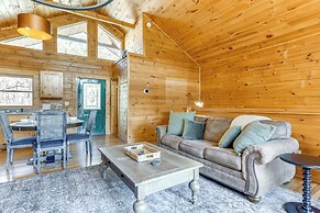 4 Mi to Dtwn Gatlinburg: Hot Tub Haven in Smokies!