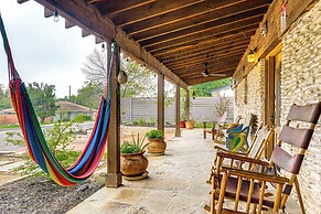 5BR Soco Austin Retreat w/ Swim Spa & Sauna