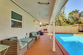 Saltwater Pool & Putting Green: Bradenton Oasis
