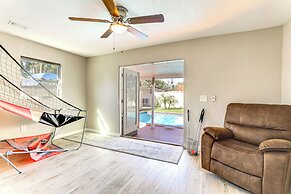 Saltwater Pool & Putting Green: Bradenton Oasis