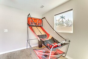 Saltwater Pool & Putting Green: Bradenton Oasis