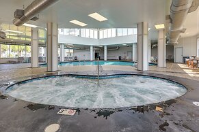 Beachfront Abode w/ Pool Access in Gulf Shores!