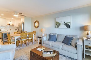 Beachfront Abode w/ Pool Access in Gulf Shores!