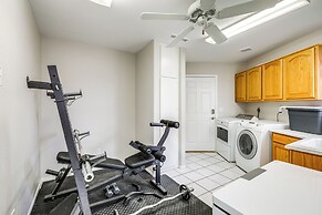 Near Hiking & Golf: Peaceful Home in Flagstaff!