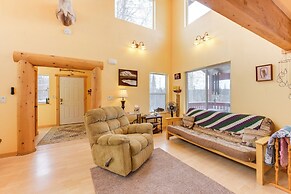 5 Mi to Kasilof River: Forest-view Retreat w/ Deck