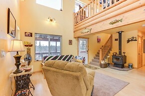 5 Mi to Kasilof River: Forest-view Retreat w/ Deck