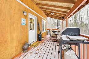 5 Mi to Kasilof River: Forest-view Retreat w/ Deck