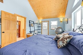 5 Mi to Kasilof River: Forest-view Retreat w/ Deck