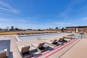 Mountain-view Cabin Near Trails in Powell Butte!