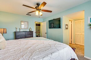 7 Mi to The Wharf: Gem w/ Beach Access