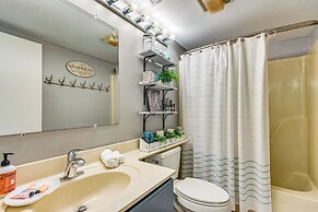 7 Mi to The Wharf: Gem w/ Beach Access