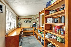 16 Mi to Mogollon Rim: Home w/ Deck in Payson!