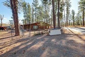 16 Mi to Mogollon Rim: Home w/ Deck in Payson!