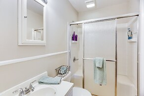 7 Mi to Dtwn: Family Retreat in Chattanooga