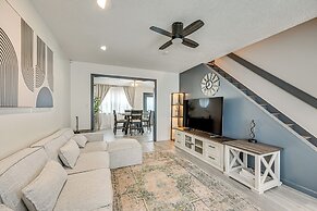 Townhome 1 Mi to Colt Park & Industrial District!