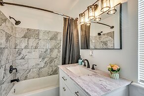 Townhome 1 Mi to Colt Park & Industrial District!