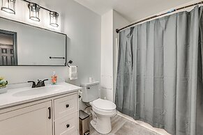 Townhome 1 Mi to Colt Park & Industrial District!