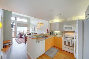 Walk to Lake Chelan: Top-level Waterfront Condo