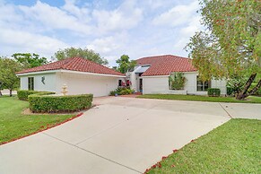 < 10 Mi to Beach & Downtown: Fort Pierce Home