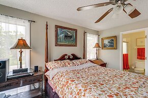 < 10 Mi to Beach & Downtown: Fort Pierce Home