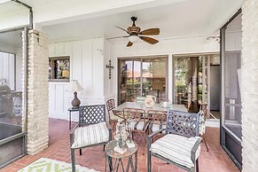 < 10 Mi to Beach & Downtown: Fort Pierce Home