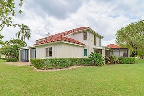 < 10 Mi to Beach & Downtown: Fort Pierce Home