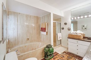 < 10 Mi to Beach & Downtown: Fort Pierce Home